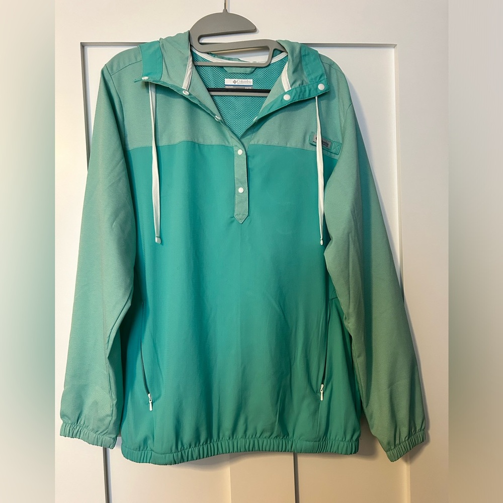 Columbia Women’s XS Light Windbreaker